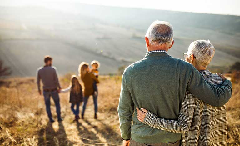 prevoir-protection-obseques-famille-grands-parents